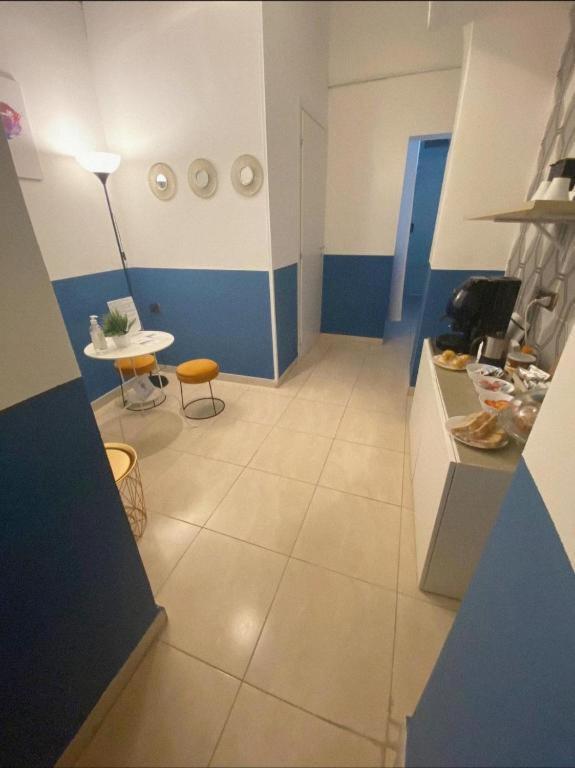 Bed and Breakfast Domus Luigi Leone 2 à Naples Extérieur photo
